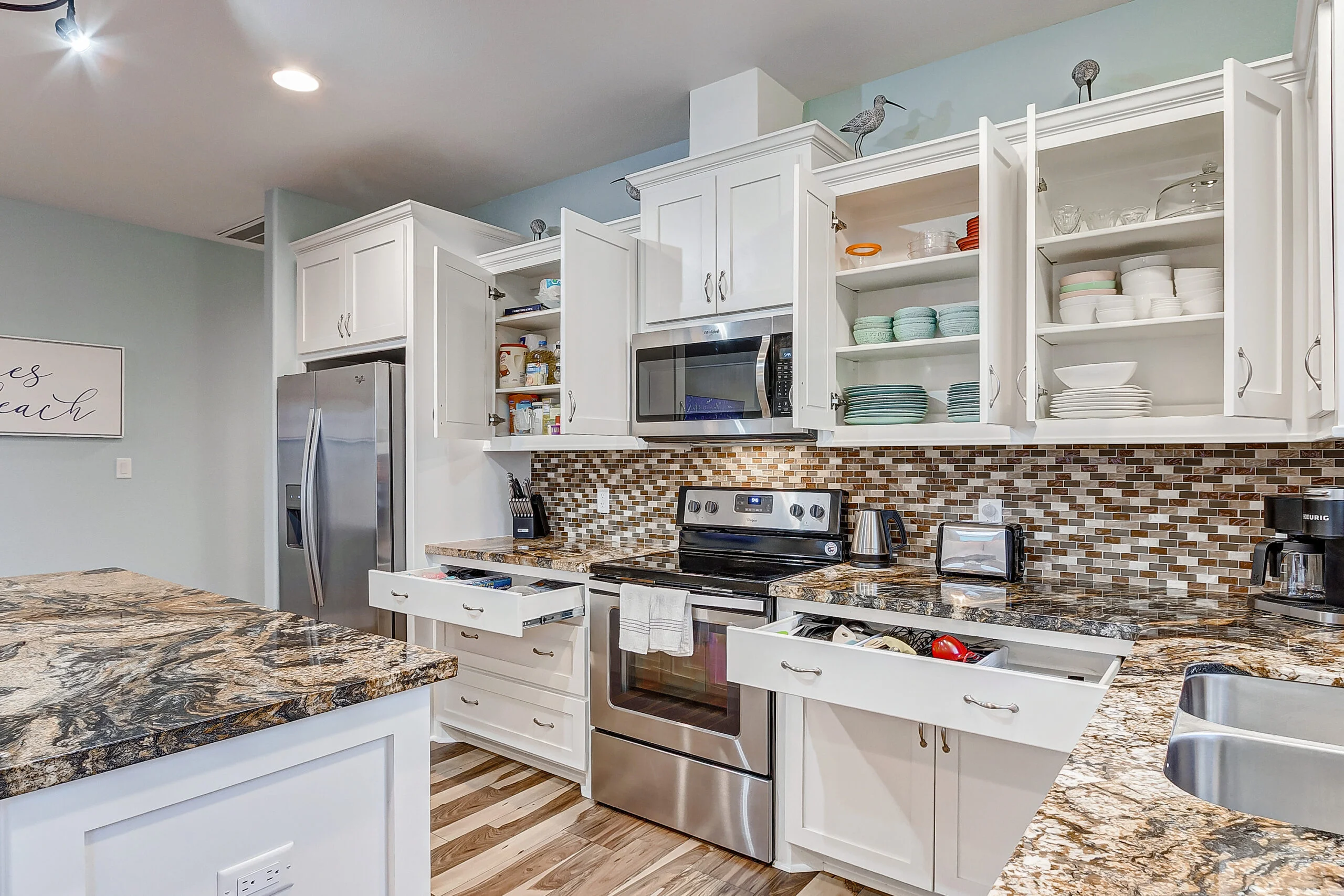 Fully Stocked Kitchen